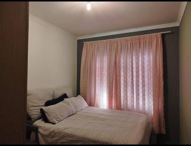 3 BEDROOM PROPERTY TO RENT IN SESHEGO G